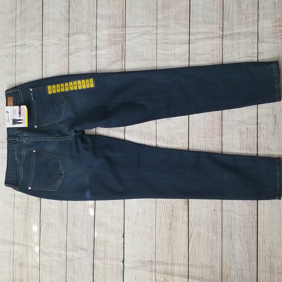 New Seven7 Skinny Jeans - Picture 5 of 9